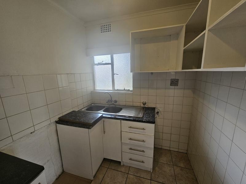 2 Bedroom Property for Sale in Mowbray Western Cape